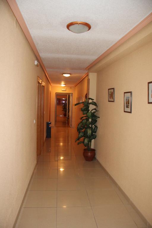 Hostal Cazalegas מראה חיצוני תמונה